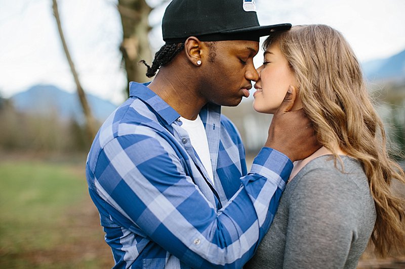 River Engagement Photos_0004