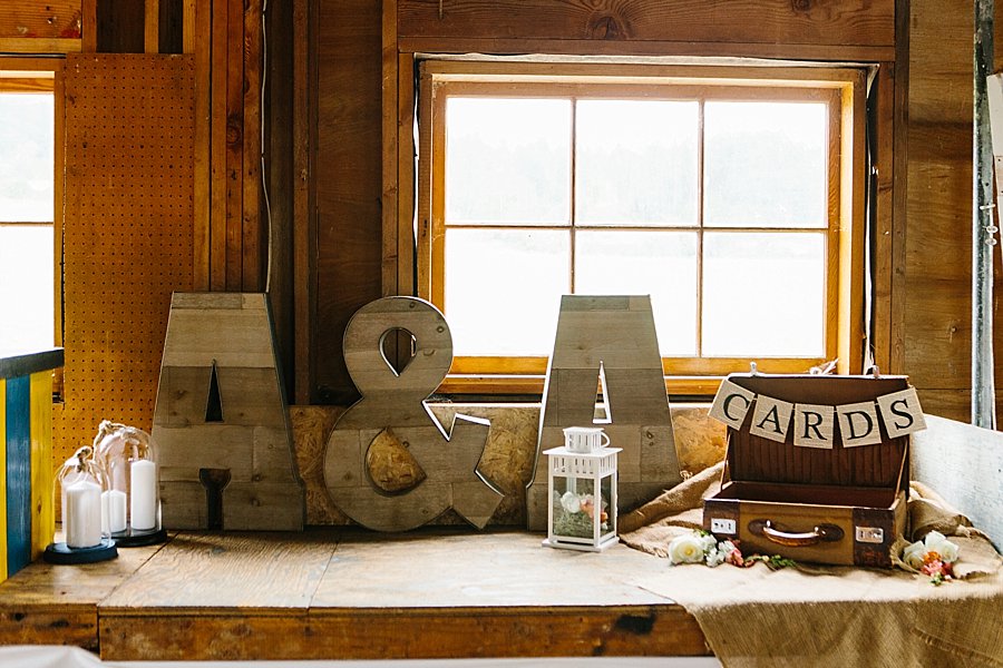 OneBarnFarmWedding_0150